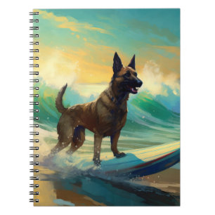Cuaderno Pintura de surf en la playa con Malinois belga