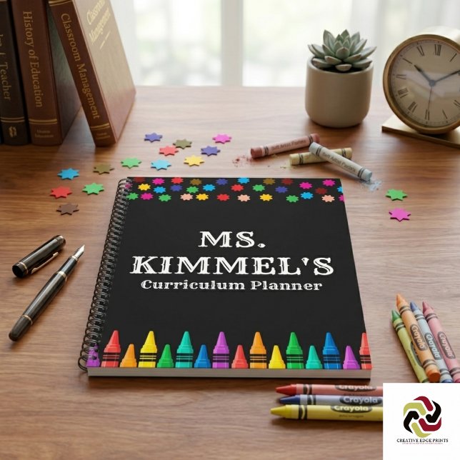 Cuaderno Planificador de Profesores de Currículum de Crayon (Black Pastels Crayons Curriculum Teacher Planner Notebook
)