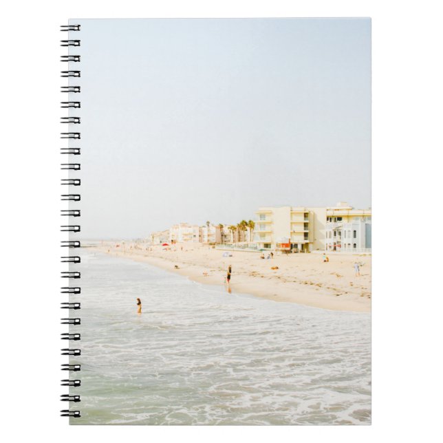 CUADERNO PLAYA CERCA DEL EDIFICIO A LA HORA DEL DÍA (Frente)