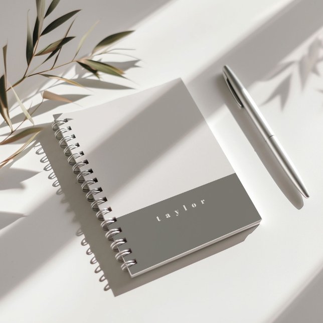 Cuaderno Portátil de nombre personalizado de bloque de colo (Gray color block personalizable notebook.)