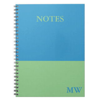 Cuaderno Portátil monograma en bloque de color azul cielo y