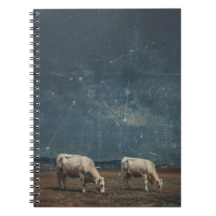 Cuaderno Portátil surrealista Starfield Pasture Cow