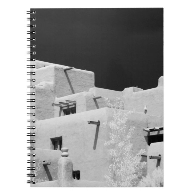 Cuaderno Posada de adobe estilo Pueblo en Loretto, Santa Fe (Frente)