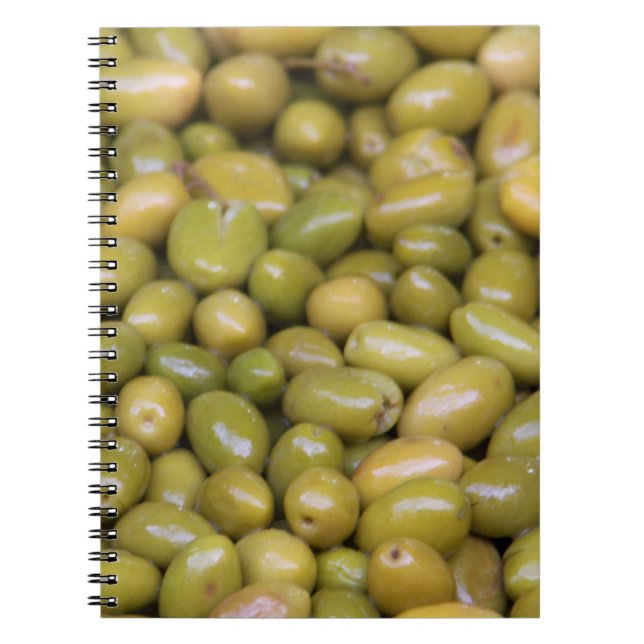 Cuaderno Primer plano de aceitunas verdes (Frente)