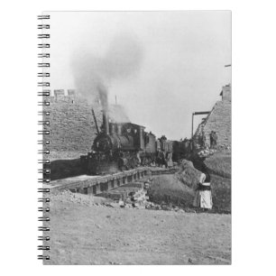 Cuaderno Primer tren que pasa a través de la pared de