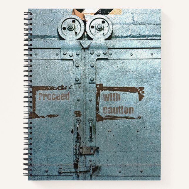 Cuaderno Proceder con cautela puerta industrial gris azul (Anverso)