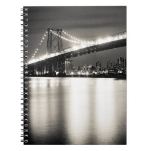 Cuaderno Puente de Williamsburg en New York City en la