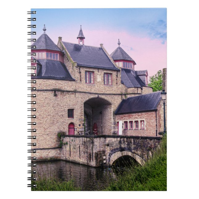 Cuaderno Puerta histórica de Brujas (Frente)