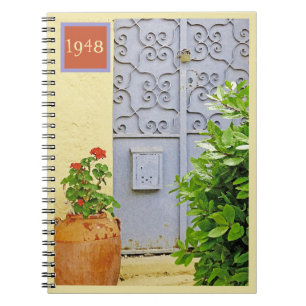 CUADERNO PUERTA Y FLORES ORNADOS EN TERRACOTA POT