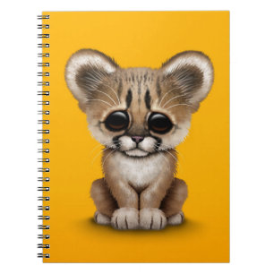 Cuaderno Puma lindo Cub del bebé en amarillo