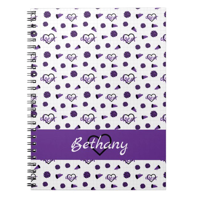 Cuaderno Purple Cheer Hearts, Pom Poms, Megaphone Pattern (Frente)
