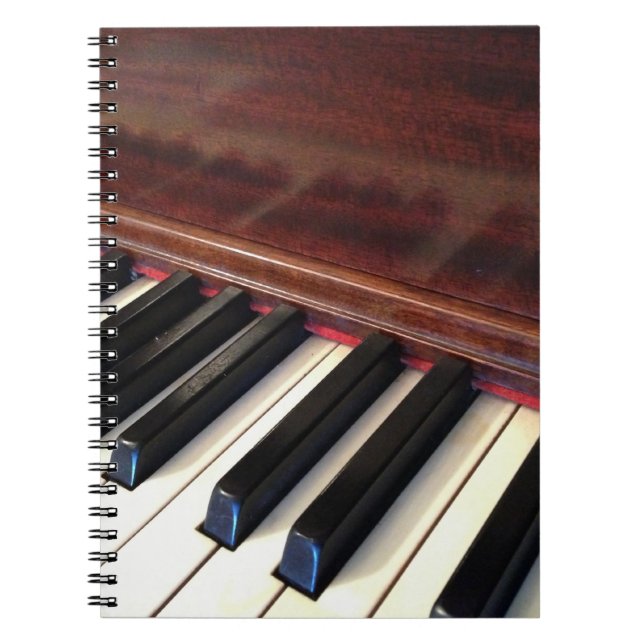 Cuaderno que ofrece el piano (Frente)