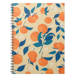 Cuaderno Ramas de naranjas: Patrón de fondo beige