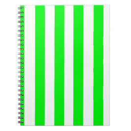 Cuaderno rayado verde