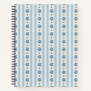 Cuaderno Rayas Azules Claras y Flores