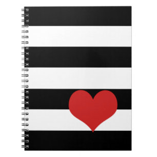 Cuaderno Rayas blancas y negras con corazón rojo