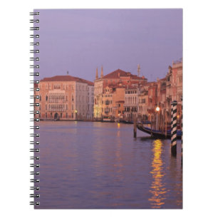 Cuaderno recorrido por el Gran Canal al amanecer, Venecia,