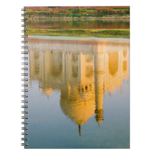 Cuaderno Reflejo del famoso templo Taj Mahal en
