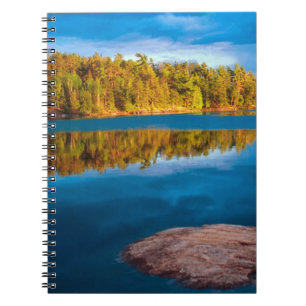 Cuaderno Reflexiones nocturnas en las aguas fronterizas