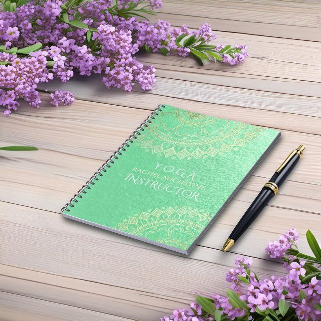 Cuaderno Relieve metalizado dorado verde Mandala (Subido por el creador)