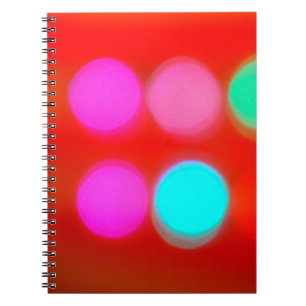 Cuaderno Resumen de color Lámpara de fondo rojo borroso