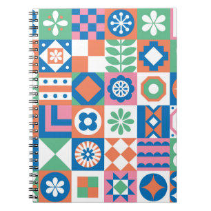 Cuaderno Resumen Patrón folclórico escandinavo floral