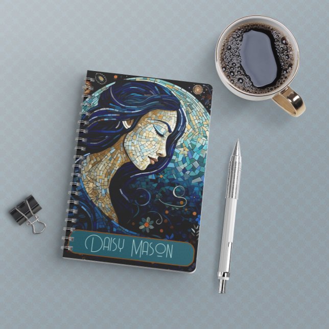 Cuaderno Retrato de mosaico de la luna azul personalizado (Subido por el creador)