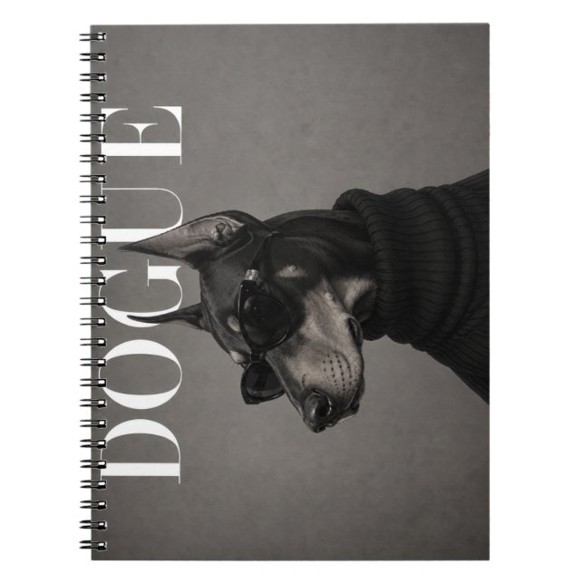 Cuaderno Retrato editorial de perro Doberman (Frente)
