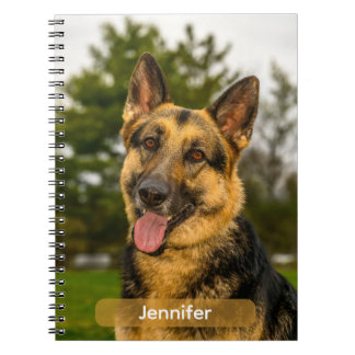 Cuaderno Retrato feliz del perro pastor alemán