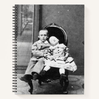 Cuaderno Retrato inquietante de hermanos antiguos