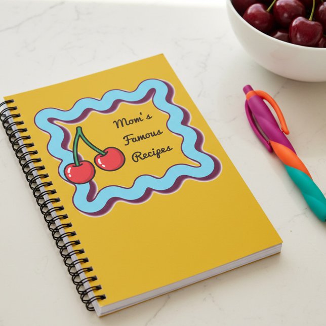 Cuaderno Retro Kitsch 70s Cherry Moms Famous Recipes Book (Kitsch notebook for moms famous recipes with retro cherries by Darling & May)