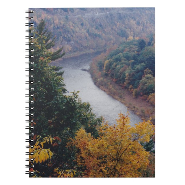 Cuaderno Río Bend (Frente)