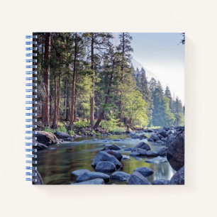 Cuaderno Río Merced Parque nacional Yosemite en Sunrise
