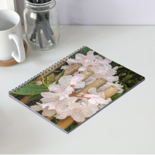 Cuaderno Rododendros blancos y flores de valla de bambú