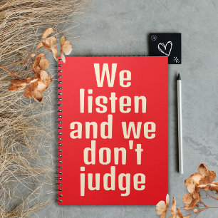 Cuaderno rojo de comillas graciosas