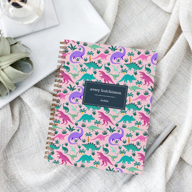 Cuaderno Rosa | Patrón de dinosaurio colorido personalizado (Subido por el creador)