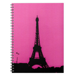 Cuaderno rosado y negro de la torre Eiffel