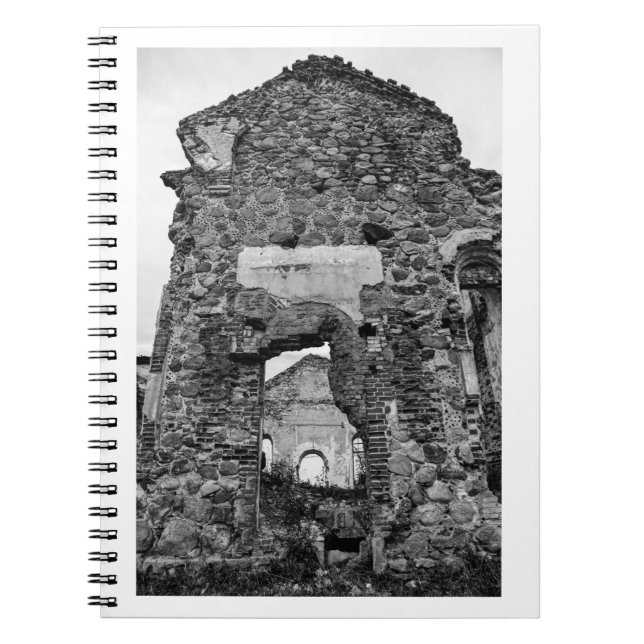 Cuaderno Ruinas de la Iglesia de la Arquitectura de Biahoml (Frente)