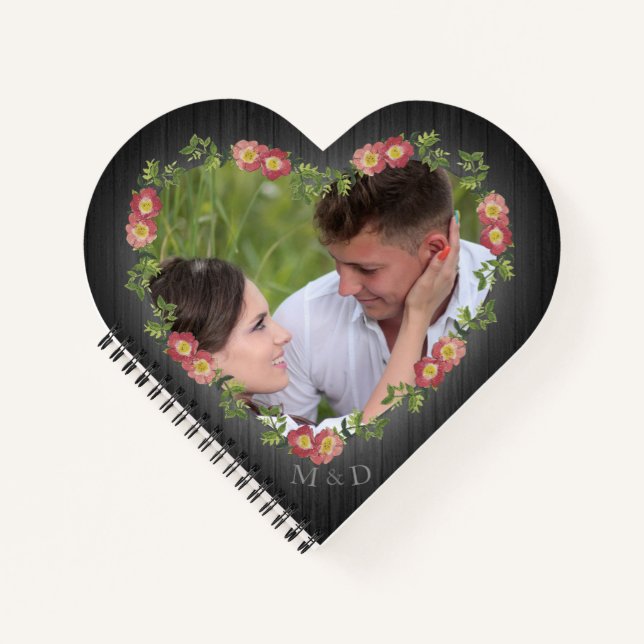 Cuaderno Rústica Floral de Madera Feroz Fotos e Iniciales (Anverso)