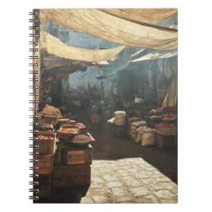 Cuaderno Rústico del mercado de especias con luz s
