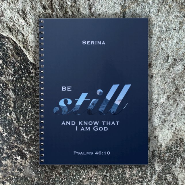 Cuaderno Salmos 46:10 Verse Be blue mountain add name (Be still and know that I am God prayer journal. Unique Swiss Alps script. Personalized Christian gif)