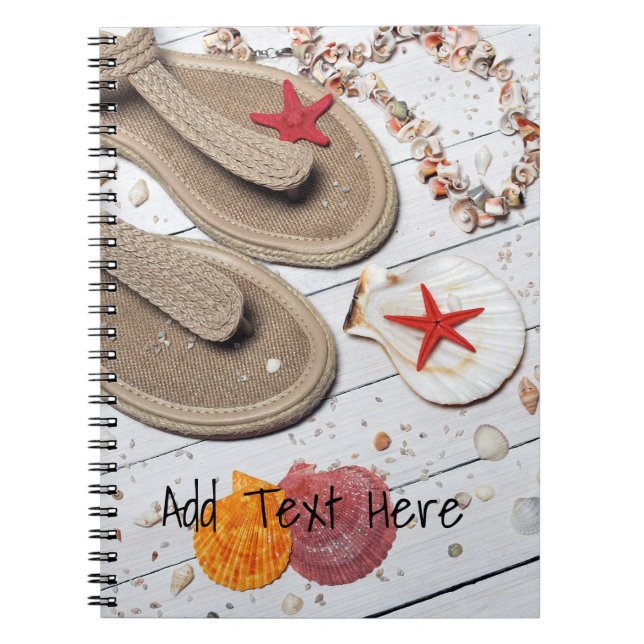 Cuaderno Sandalias, Seashells y Starfish en la playa (Frente)