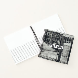 Cuaderno Secret Keep Out Retro Locked Gate Sketch Diary
