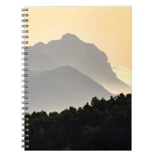 Cuaderno Silhouettes de las montañas