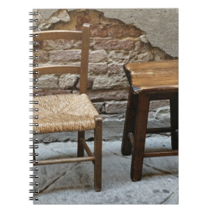 Cuaderno Silla pequeña y taburete, Pienza, Italia