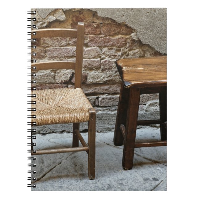 Cuaderno Silla pequeña y taburete, Pienza, Italia (Frente)