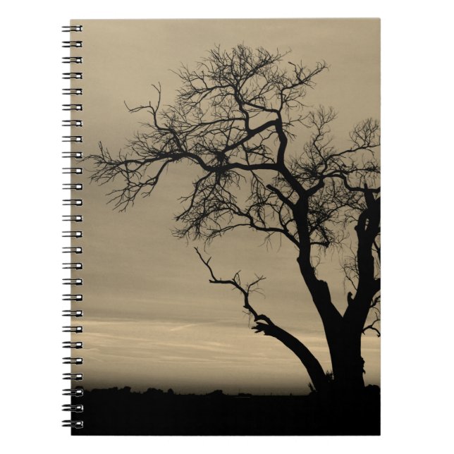 Cuaderno Silueta de árbol desgarbado (Frente)