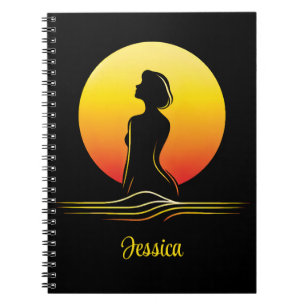 Cuaderno Silueta femenina de puesta de sol retro