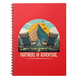 Cuaderno Socios en el diseño de camping de montaña retro de