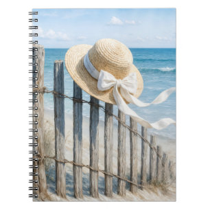 Cuaderno Sombrero de verano de acuarela en una cerca